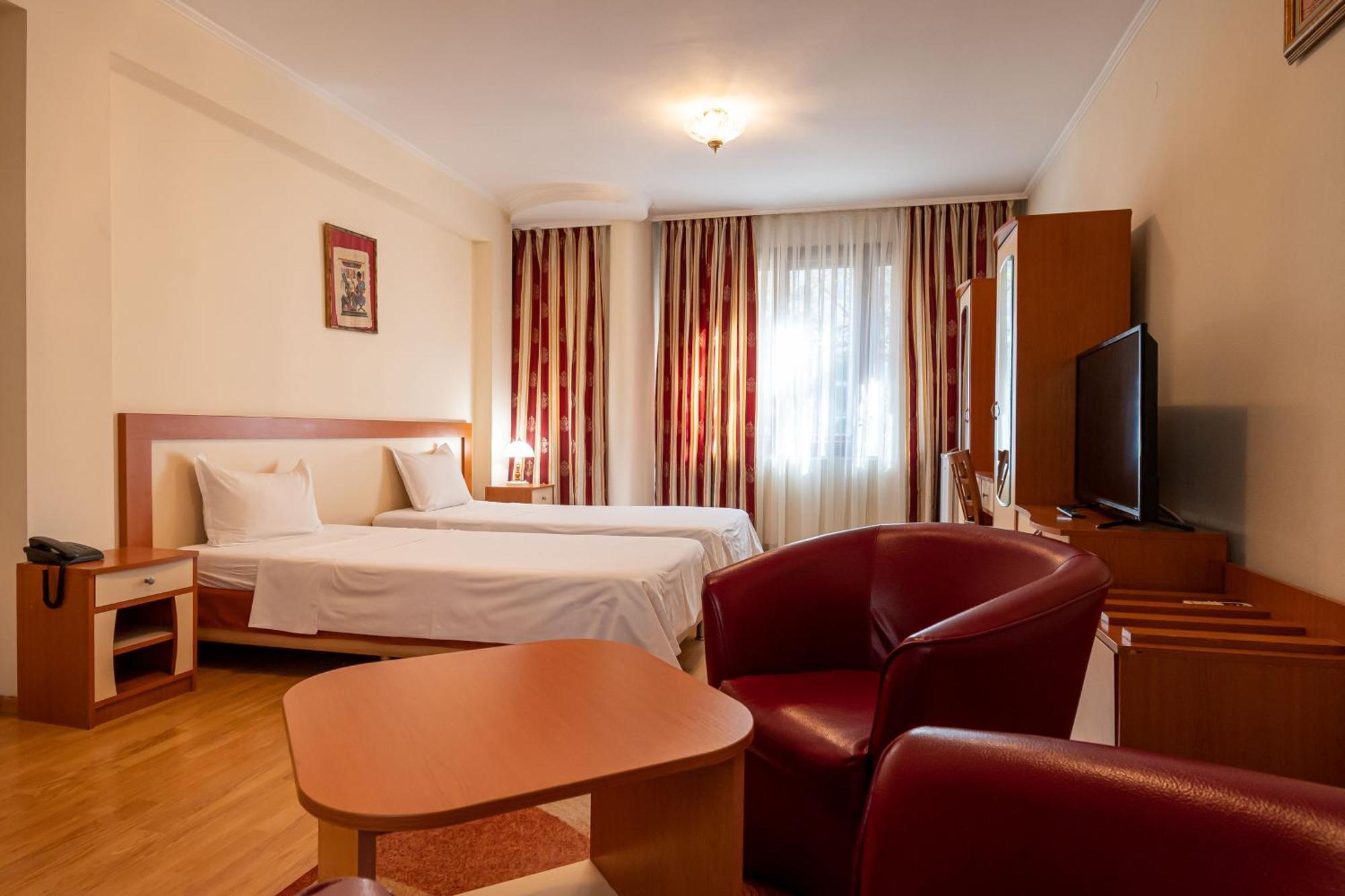 Primavera 1 Hotel パザルジク エクステリア 写真